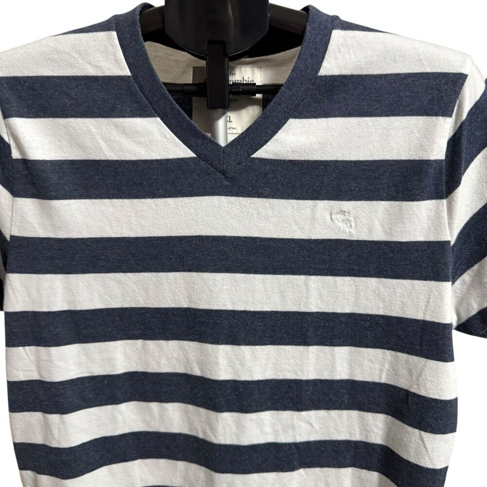 Abercrombie & Fitch Shirt Mens XL Blue White Striped Moose Logo Muscle Crew Y2K - Picture 2 of 8